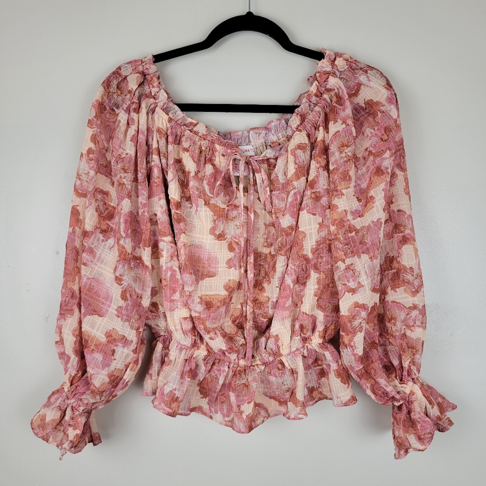 Flying Tomato Flower Top